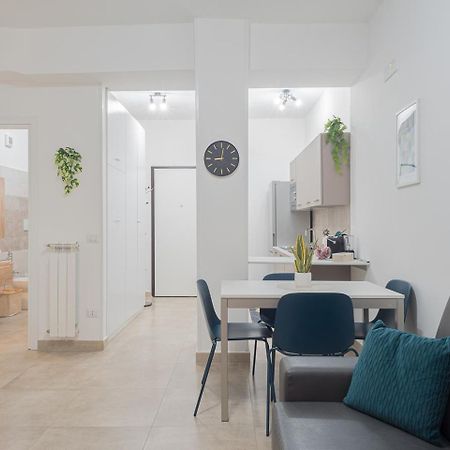 Storia & Mare - Free Parking - Castello Carlo V Apartment Crotone Luaran gambar
