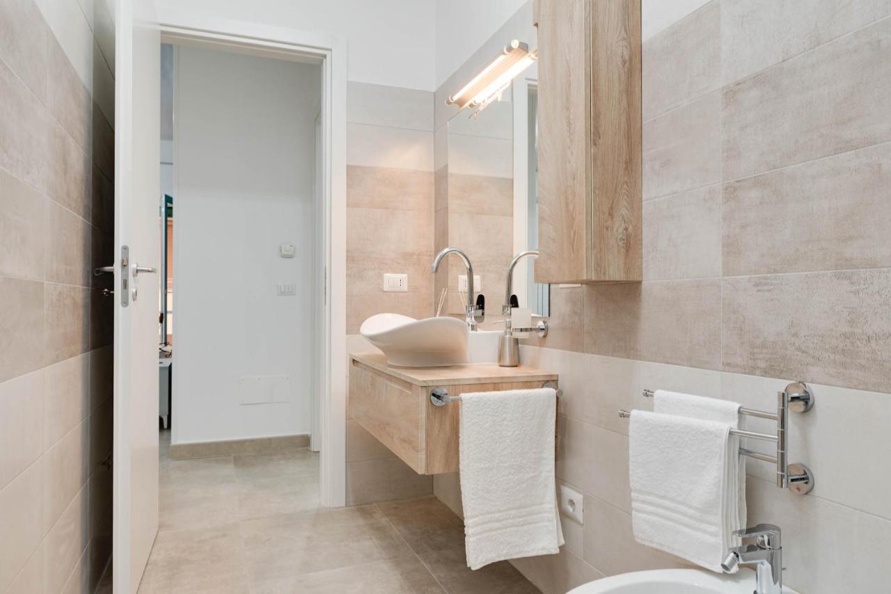 Storia & Mare - Free Parking - Castello Carlo V Apartment Crotone Luaran gambar